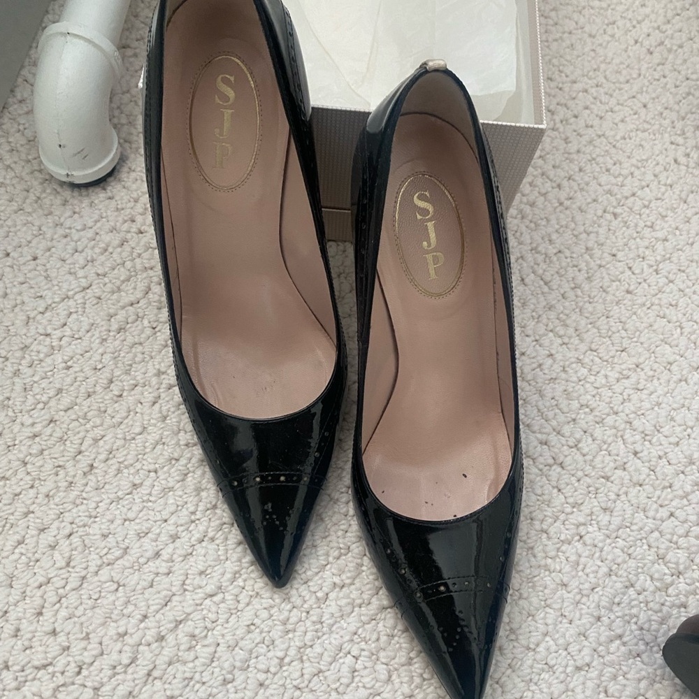 SJP Black Patent Leather striped Women's Pumps - Picture 7 of 10